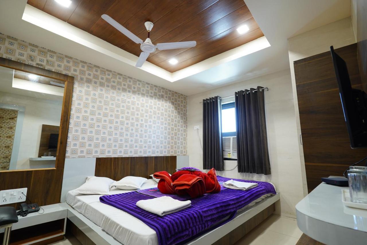 Hotel New Sundaram 150 Mtrs From Dargah Аджмер Экстерьер фото