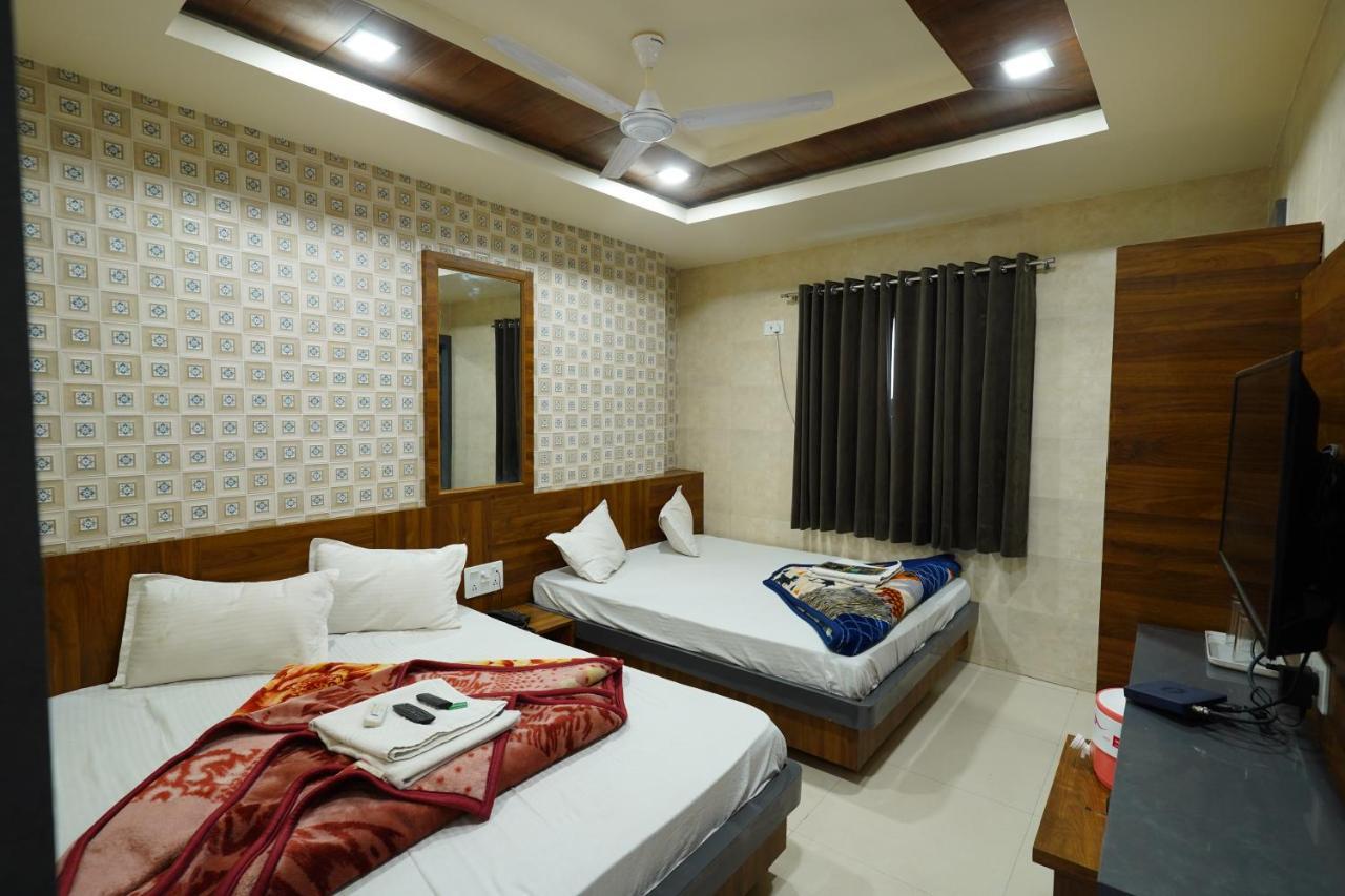 Hotel New Sundaram 150 Mtrs From Dargah Аджмер Экстерьер фото