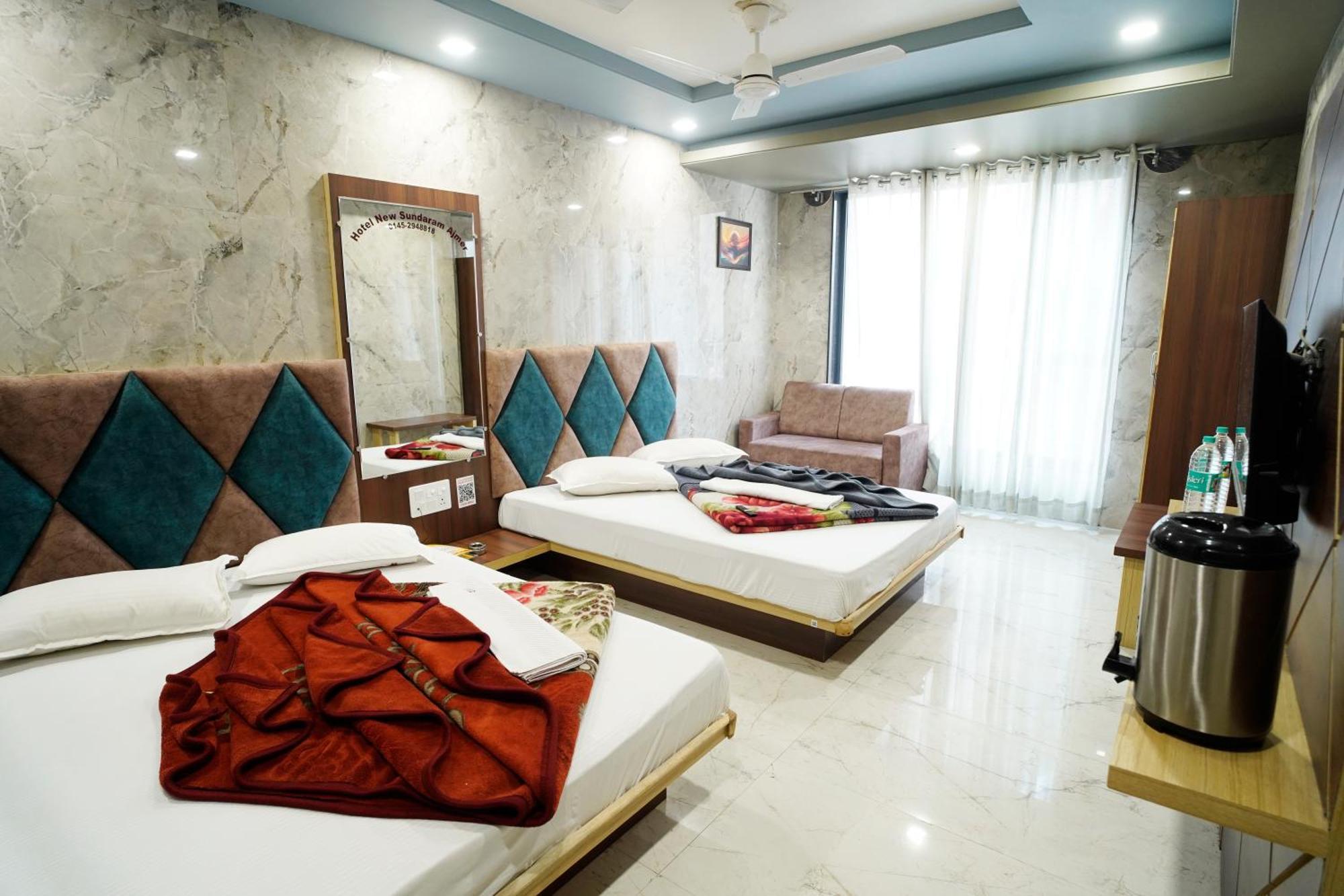Hotel New Sundaram 150 Mtrs From Dargah Аджмер Экстерьер фото